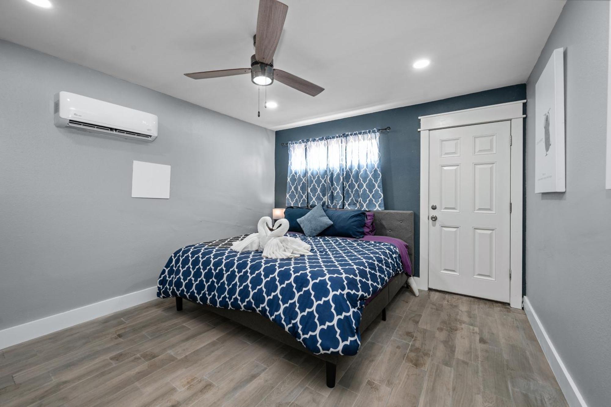 Comfortable 2Br Uptown Escape With Free Park Houston Extérieur photo