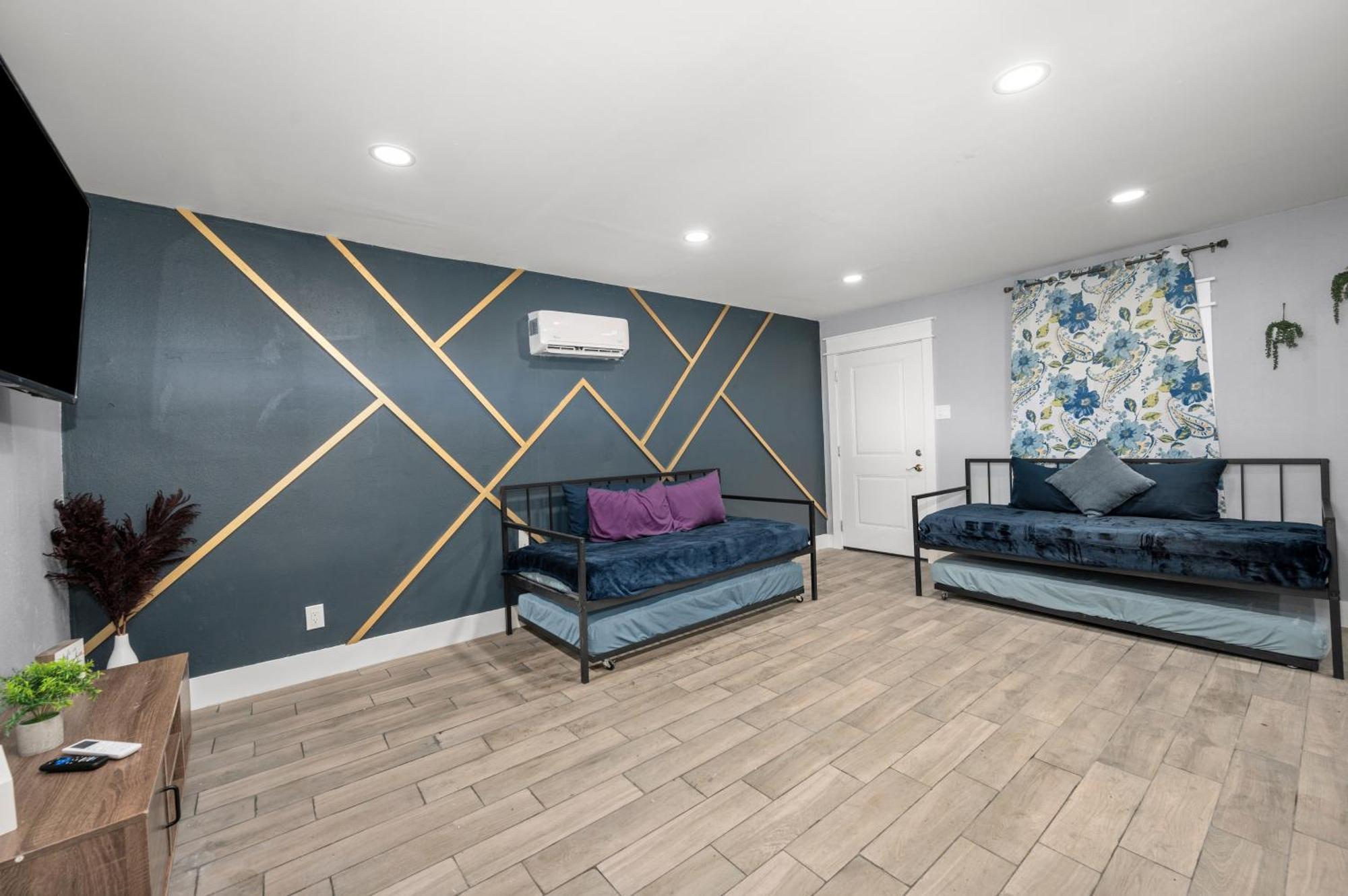 Comfortable 2Br Uptown Escape With Free Park Houston Extérieur photo