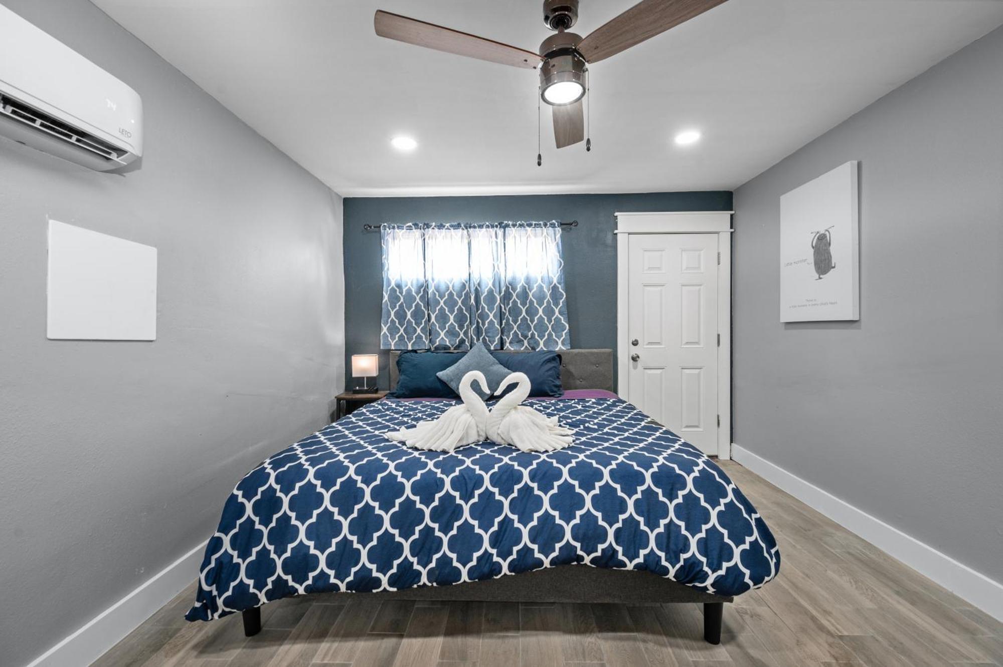 Comfortable 2Br Uptown Escape With Free Park Houston Extérieur photo